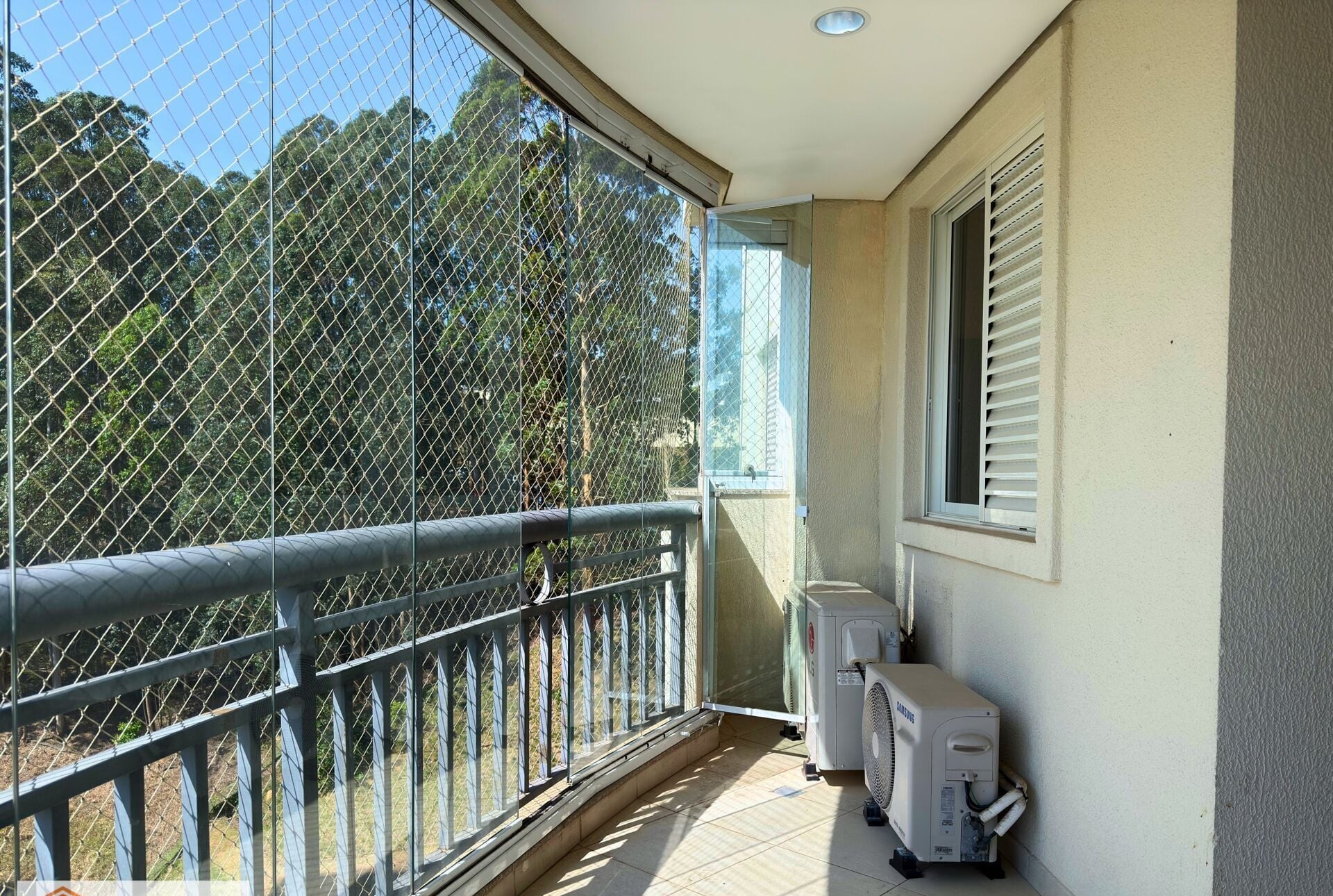 Apartamento para alugar no bairro Alphaville em Santana de Parnaíba/SP