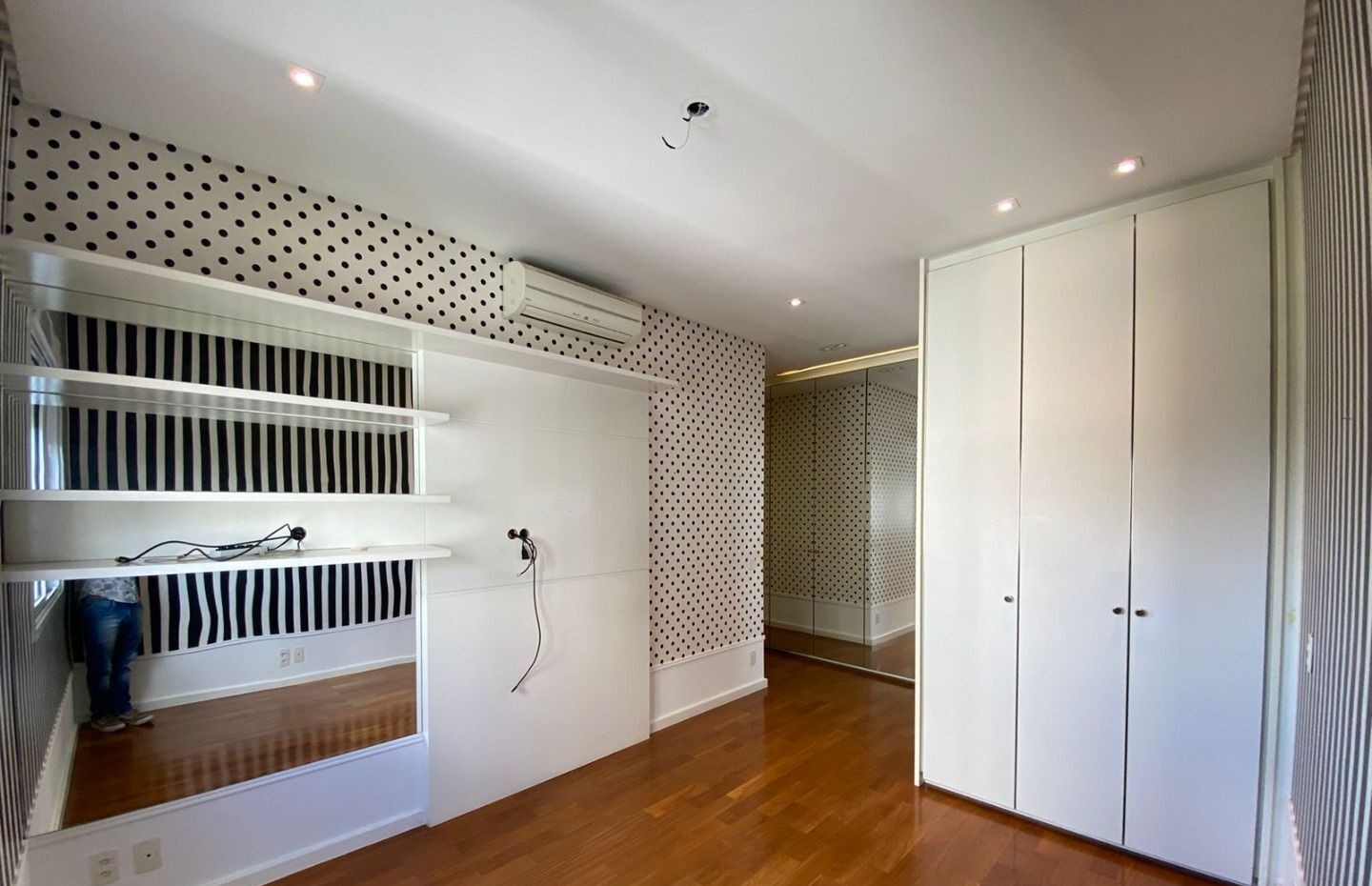 Foto 5 de Apartamento Alto Padrão à Venda no Condomínio The Penthouses