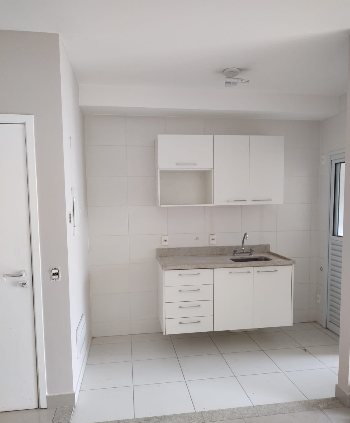 Foto 4 de Apartamento para alugar no Edifício Hit -  Alphaville